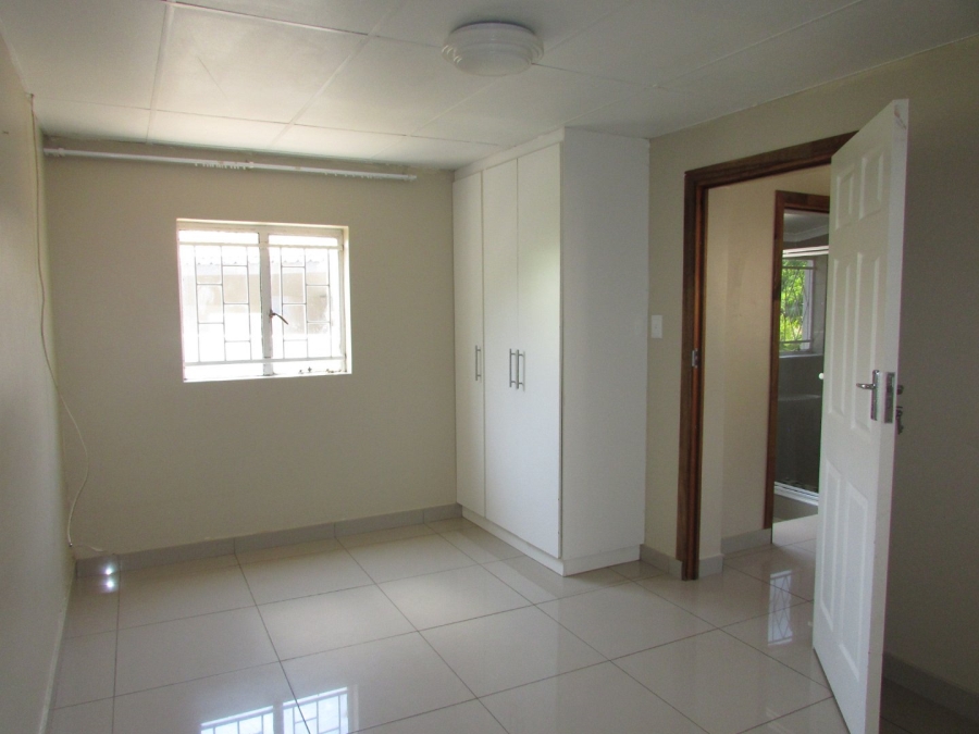 To Let 1 Bedroom Property for Rent in Heuwelsig Free State